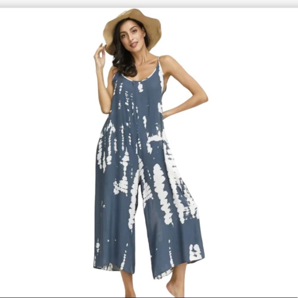 Buenos Ninos V neck blue and white pant suit